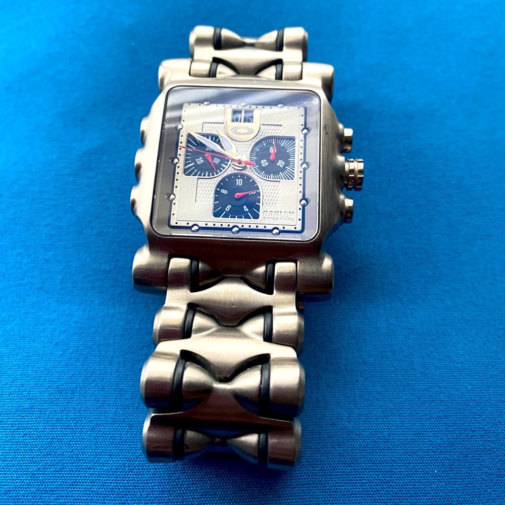 Oakley titanium watch